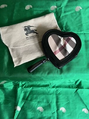 £65 • Buy Burberry Nova Check Heart Shaped Canvas Coin Purse