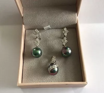 Jewellery Set Simulated Tahitian Pearl Diamonique 925 Silver Earrings & Pendant • £15