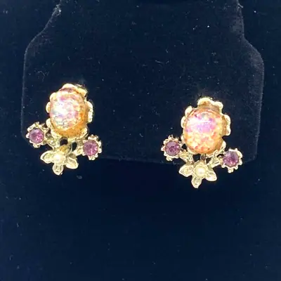 Vintage Earrings Foil Cabochon Glass Fire Opal Gold-tone Rhinestone Screw Back • $29.51