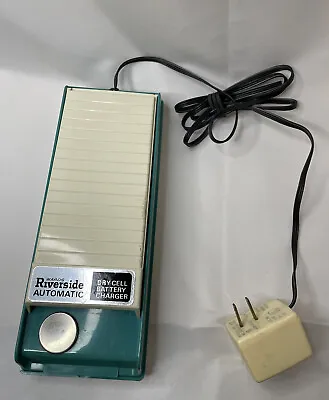 Vintage Wards Dry Cell Battery Charger Untested Teal 60’s • $17.95