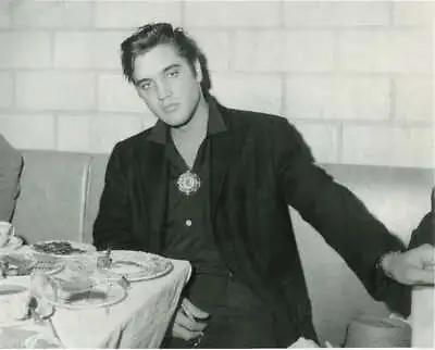 Elvis Presley Posing For Phote 8x10 Picture Celebrity Print • $3.99