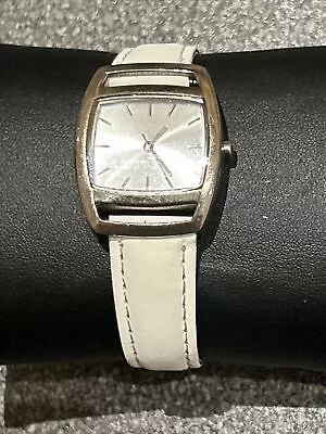£15 • Buy New Look Ladies Watch
