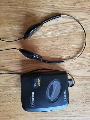 Sony Walkman Vintage Classic With Original Sony Headphones • £3.25