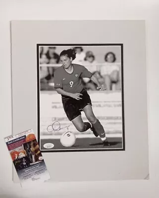 Mia Hamm Signed Soccer Player Black & White 8x10 Photo JSA  • $125.99