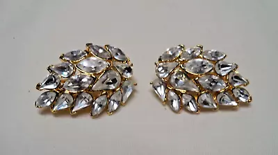 Amazing Vintage Trifari Rhinestone Clip On Earrings • $15