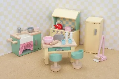 KITCHEN DAISY LANE DOLLS HOUSE TRADITIONAL WOODEN  FURNITURE- FREE P&p • £23