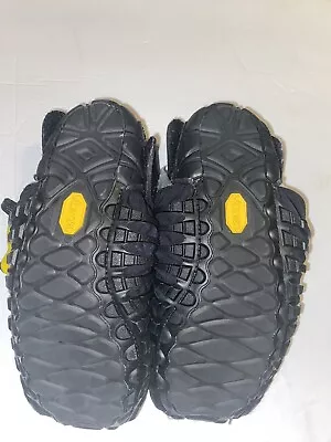 Vibram Women's Furoshiki Black Sneaker  Size 5 • $35