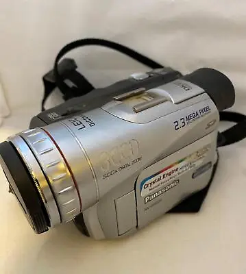 Panasonic 3CCD MiniDV Camcorder 10x Zoom - Video Transfer - VGC (PV-GS200P-S) • £299.99