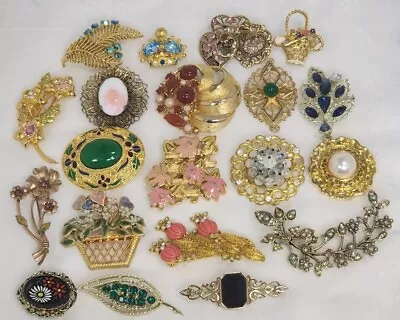 Lot 20 Vintage Designer Brooches Lisner Monet Pearl Cabochon Signed & Unsigned • $140