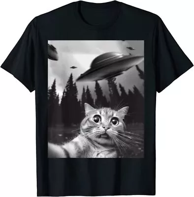 Funny Cat Selfie With UFOs Awesome Cat Lover Gift Unisex T-Shirt • $19.99