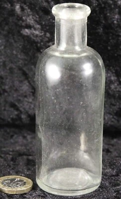 £1.50 • Buy Three Glass Bottles 4 Inches Tall No Stopper Medicine Medical Vintage 