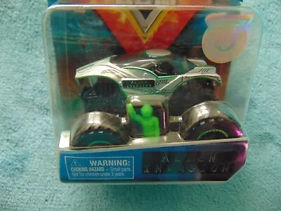 2019 ALIEN INVASION SPIN MASTER  Monster Jam TRUCK  With Poster • $9.99