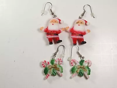 Vintage Christmas Plastic Pierced Earrings Lot Santa  Candy Canes C5495 • $7.96