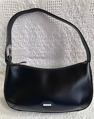   Oroton      Leather  Handbag / Shoulder Bag • $34