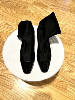 $24 • Buy Zara Stretch Ankle Minimalist Boot 38