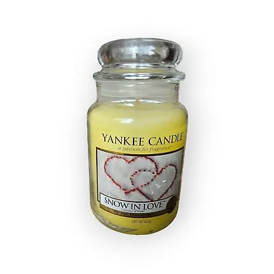 Yankee Candle Snow In Love Large 22 Oz. Single Wick Housewarmer Jar *NEW* • £30.84