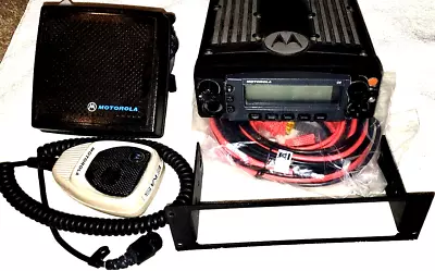 Motorola XTL5000 Uhf R2 Dashmount With Accessories • $419.50