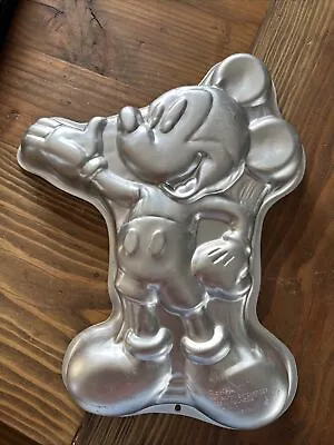 Vintage Wilton Mickey Mouse Cake Pan 1995 Disney Full Body Retired # 2105-3601 • $14
