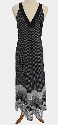 Witchery Dress Womens Size 10 Black White Sleeveless Pullover Maxi Dress • $10