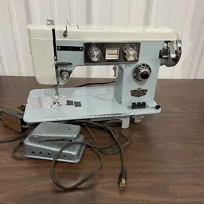 Vintage Dressmaker Deluxe Push Button Zig Zag Model SWA-2000 Sewing Machine • $149.88