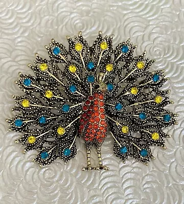 Peacock Vintage Style Brooch Silver Tone Metal With Crystals 1.16 Oz • $14