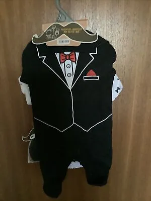 £3 • Buy Little Gent 5 Piece Suit Age 0-3 Months
