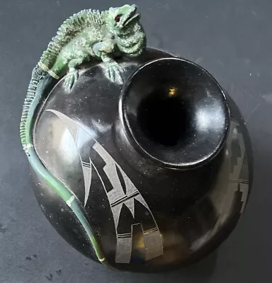 Heavy Handmade P. Mateos Mexican Black Pottery Iguana Vase/Pot • $54.99