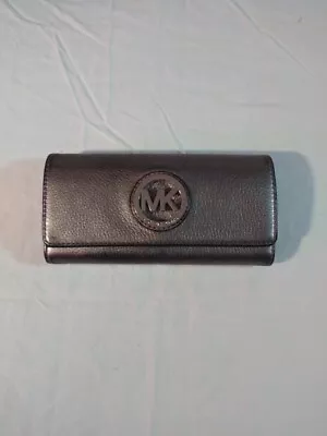 Michael Kors Full Size Wallet Gray/ Silver • $23.50