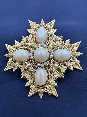 Vintage Gold Tone Maltese Cross Brooch Faux Pearls • $32