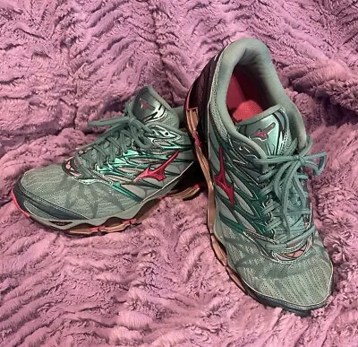 Women's MIZUNO Wave Prophecy 7 Size 10.5 Metallic Green/teal/pink • $84.99