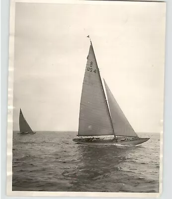 RACING YACHT 'Babe' Owned By Owen Churchill CATALINA Yacht Club 1930 Press Photo • $35