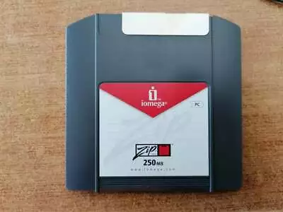 Iomega Zip Disk 250MB • £30