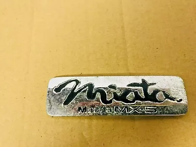 OEM 1999 2000 2001 2002 2003 2004 2005 Mazda MX-5 Miata Rear Trunk Emblem Damage • $9.44