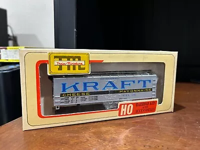 HO Scale Train Miniatures Kraft Cheese 40' Reefer Boxcar 11170 • $0.99