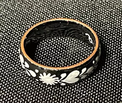 Vintage Austrian Copper Enamel Ring - Black And White Hearts - Size 8 • $23