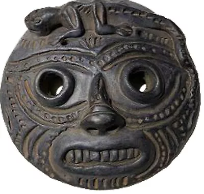 Guatemalan Mayan Clay Wall Mask With Lizard  6  Diameter • $19.95