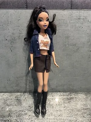 Mattel 1999 12  'MY SCENE' DOLL - Dark Hair - Eyelashes - Good Condition • £24.99