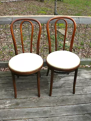 VINTAGE THONET BENTWOOD PARLOR CAFE CHAIRS WHITE NAUGAHYDE SET Of 2 #1 • $199