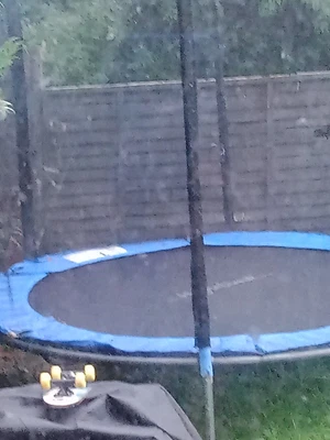£10 • Buy Kids Trampoline 6 Ft