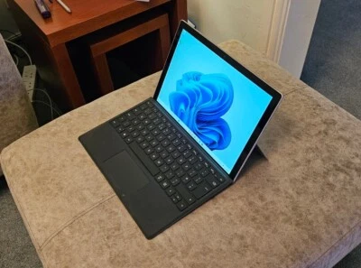£450 • Buy Microsoft Surface Pro 7 1866 I5 8GB RAM 256GB Windows 11 Type Cover Bundle