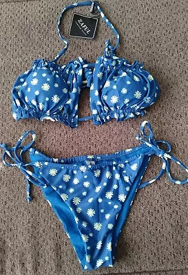 ZAFUL Womens Size M 2-Piece Bandeau Bikini Swimsuit Blue Daisies Tie Top Bottom • $23.99