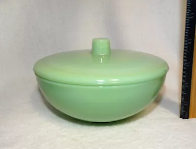 Jadeite Round Green Glass Serving Bowl With Lid-Not Marked But Is Fire King • $39.99