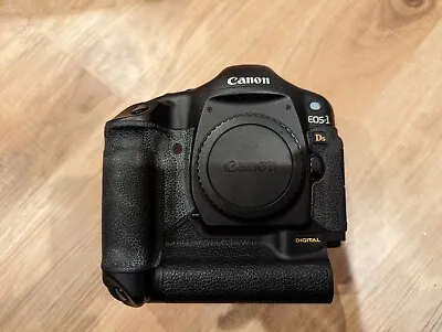 MINT - 12K Shutter! - Canon EOS 1Ds Mark I - Full Frame - 11.1 MP Classic • $279.99