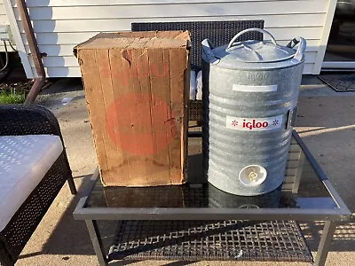 OLD VINTAGE IGLOO GALVANIZED METAL 5 GALLON DRINKING WATER COOLER  #251 W/ Box • $118.85