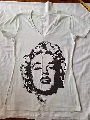 Marilyn Monroe Short Sleeve T-Shirt White Size L  Black Graphic Image • $17.99