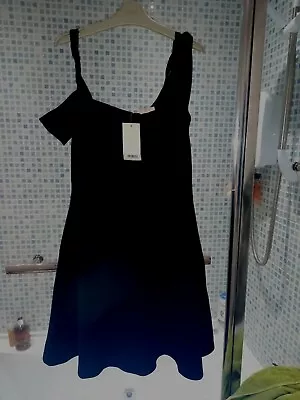 £5 • Buy Lipsy Age 13-14 Black Scuba Bardot Dress Prom