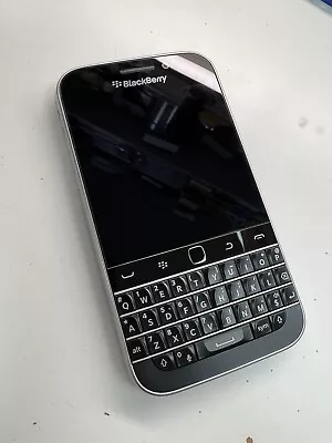 BlackBerry Classic Q20 SQC100-2  16GB AT&T - No Power - For Parts • $28.74