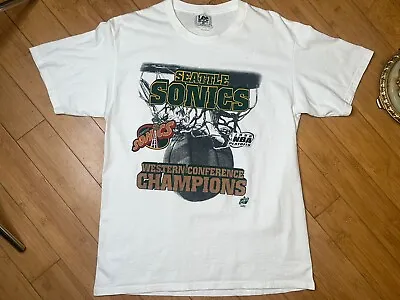 Vintage Men’s Large Lee Sport Seattle Sonics 1996 SuperSonics 90’s White T Shirt • $30