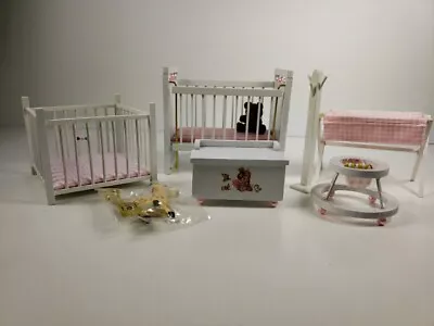 Vintage Dollhouse Baby Furniture Lot  1:12 Scale • $15.99