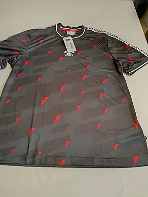 Bnwt Mens Umbro Carling Black Football Shirt Top T-shirt Jersey Size Uk Large • £5